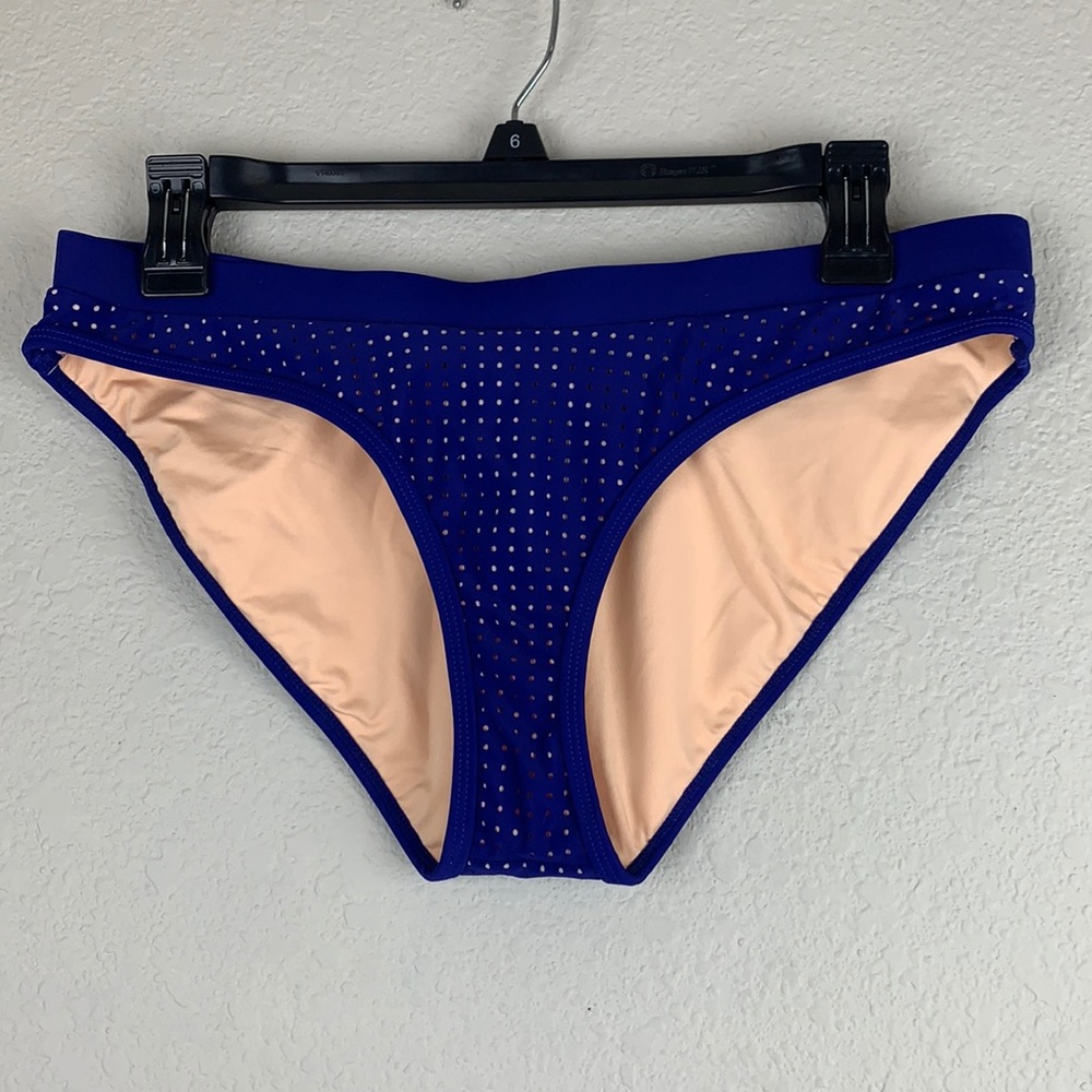 NWT‎ Fabletics Valentina Perforated Bikini Bottom Medium
